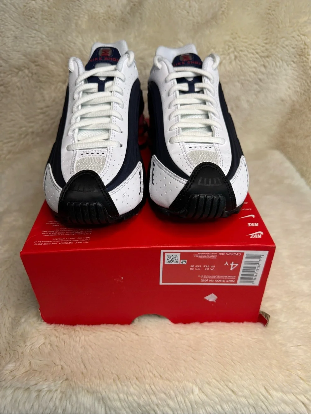 New in Box 🇺🇸 Nike Shox R4 (GS) - Picture 3 of 8